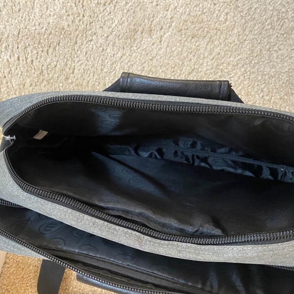 Laptop Shoulder Bag by Travis Matthew - Picture 9 of 9